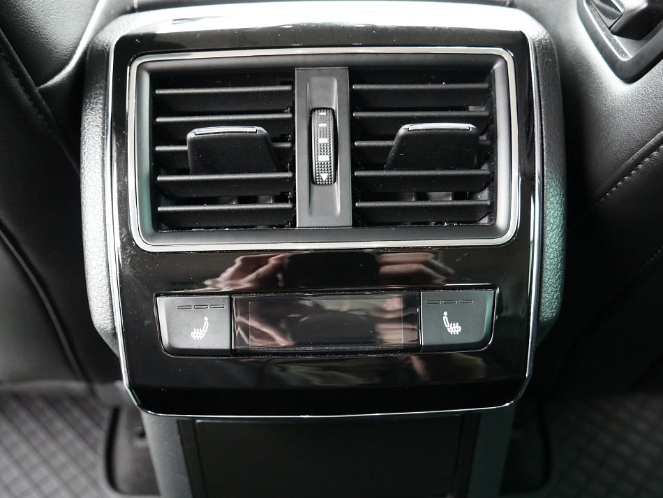 Škoda Superb III 2.0 TDi Style 4x4