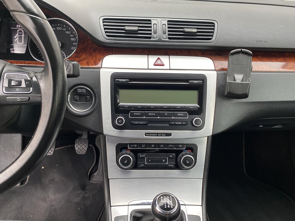 Volkswagen Passat 2.0 TDi Highline