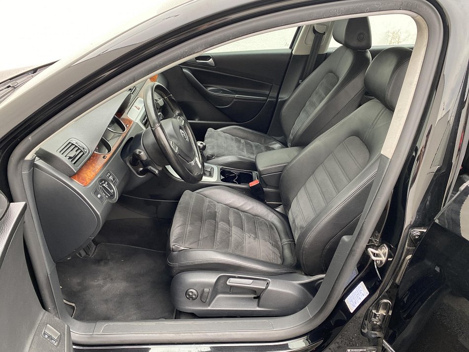 Volkswagen Passat 2.0 TDi Highline