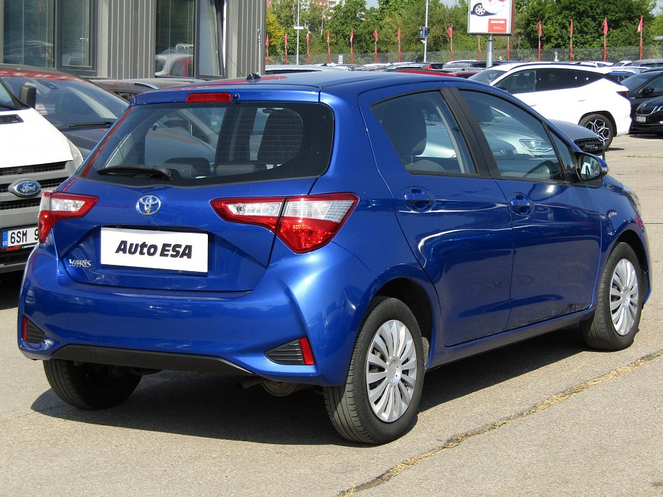 Toyota Yaris 1.0i 