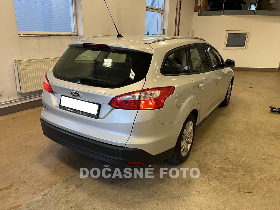 Ford Focus 1.6i 