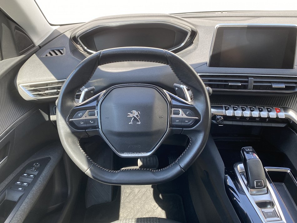 Peugeot 3008 1.2PT Active