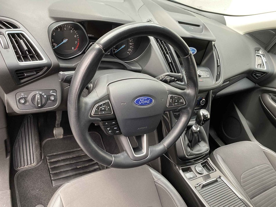Ford Kuga 1.5 EB Titanium