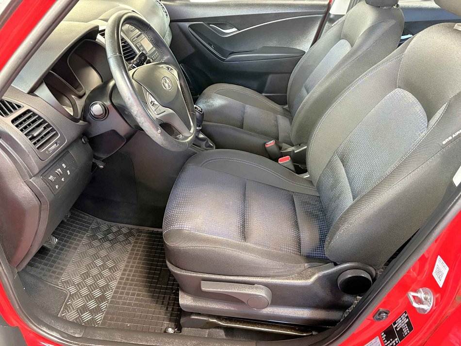 Hyundai Ix20 1.6 VVTi Trikolor