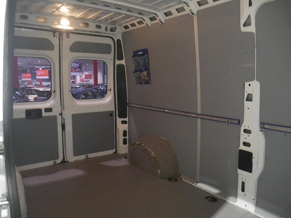 Peugeot Boxer 2.2HDi  L3H2