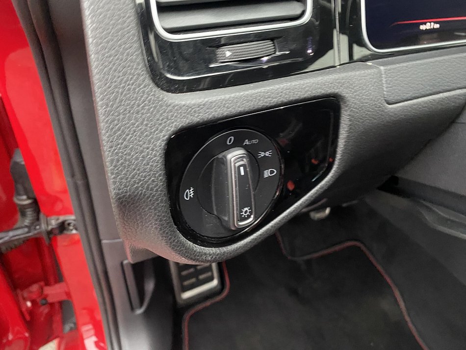 Volkswagen Golf 2.0 TSi GTi