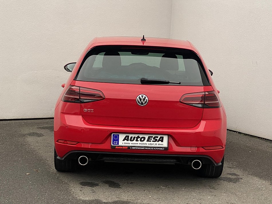 Volkswagen Golf 2.0 TSi GTi