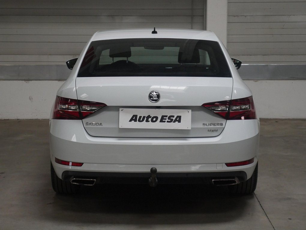 Škoda Superb III 2.0 TSi  4x4