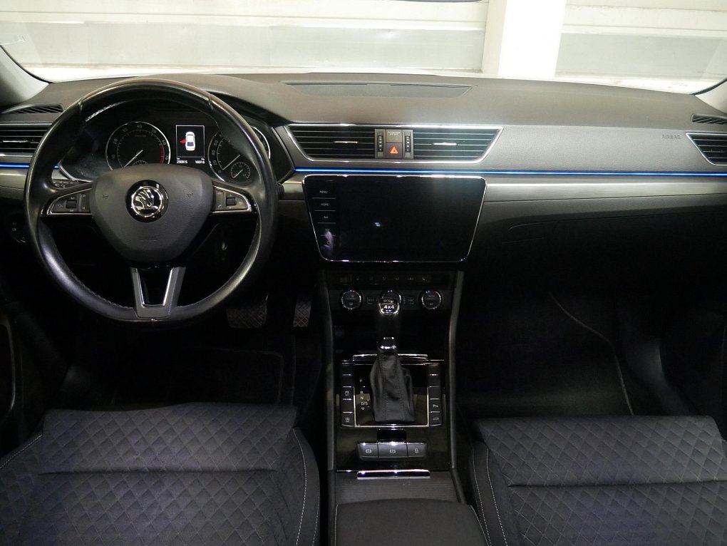 Škoda Superb III 2.0 TSi  4x4