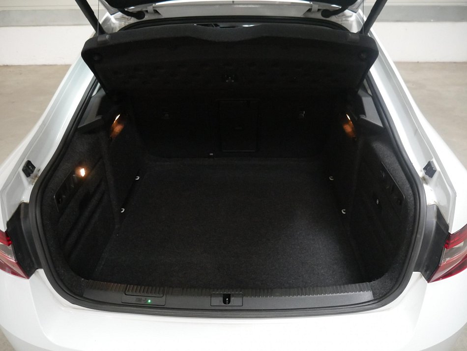 Škoda Superb III 2.0 TSi  4x4