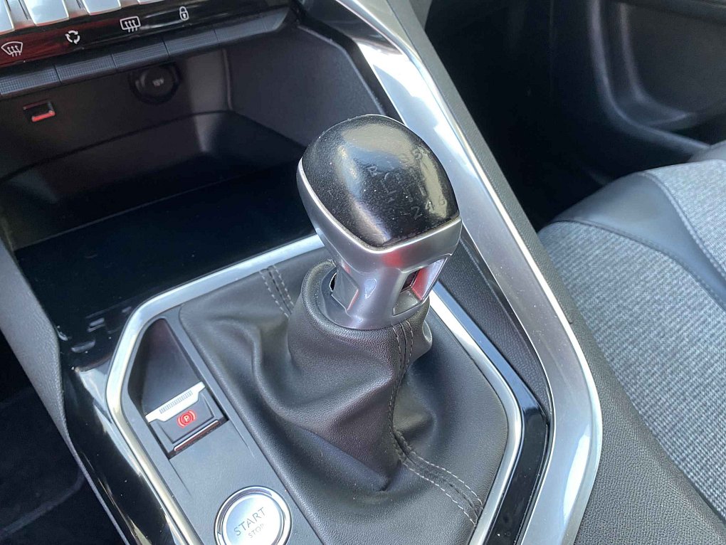 Peugeot 3008 1.6 HDi Allure