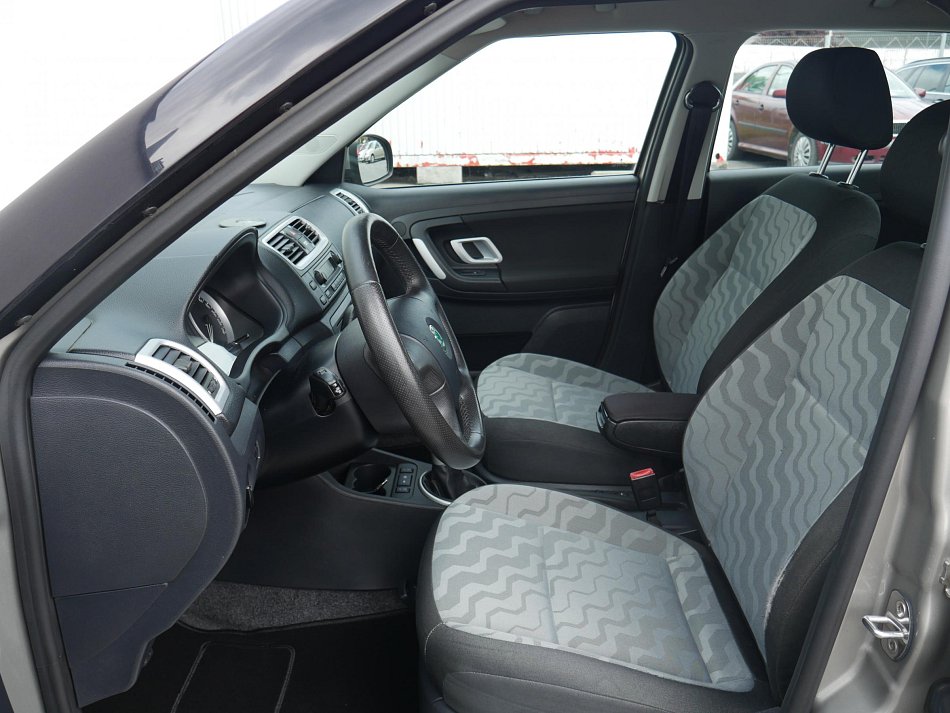 Škoda Fabia II 1.4 16V Ambiente