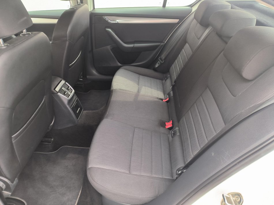 Škoda Octavia III 2.0TDi 