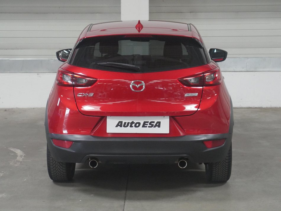 Mazda CX-3 2.0. 