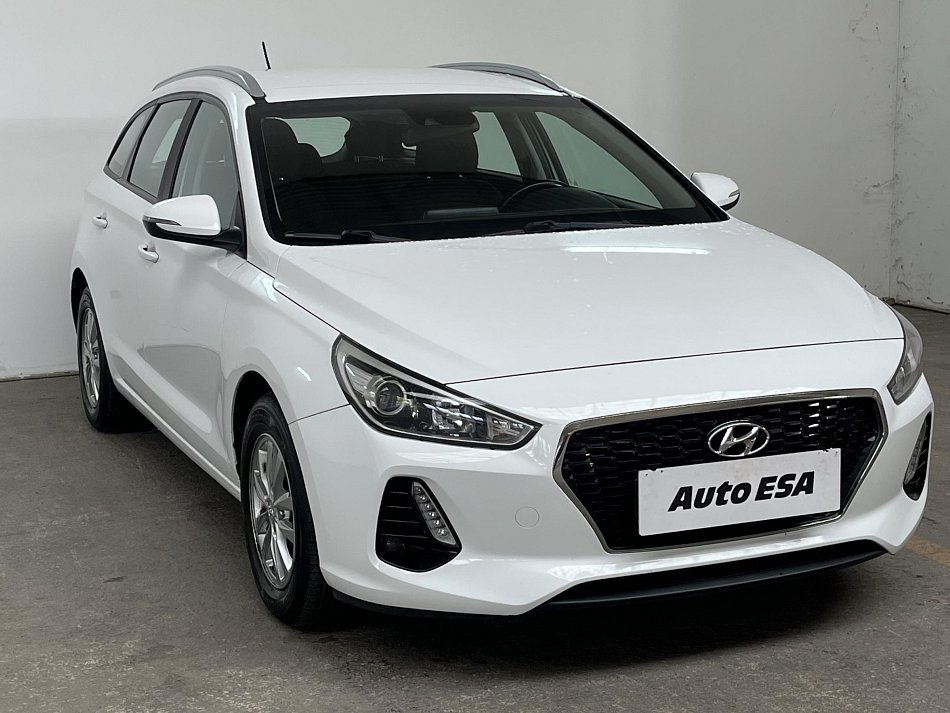 Hyundai I30 1.4 T-GDi Trikolor