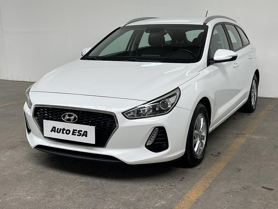 Hyundai I30 1.4 T-GDi Trikolor