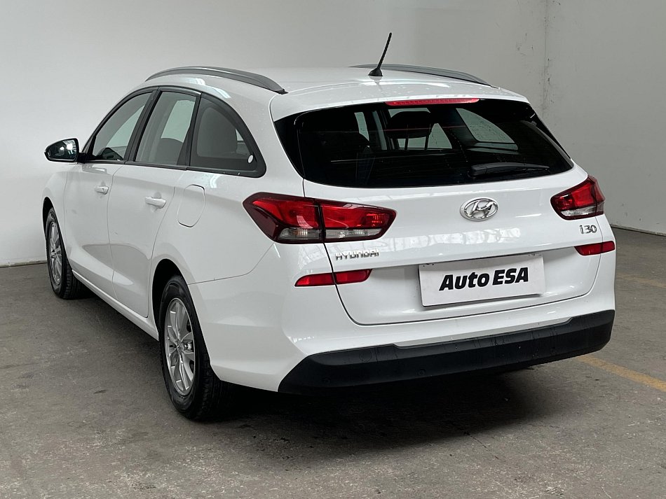 Hyundai I30 1.4 T-GDi Trikolor