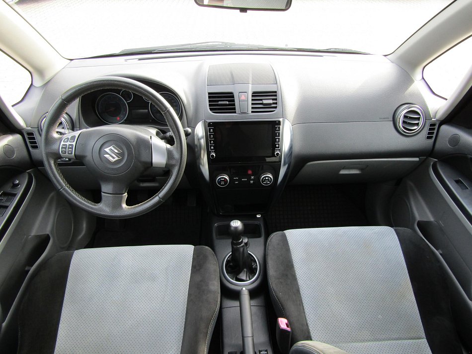 Suzuki SX4 1.6i  4x4, LPG