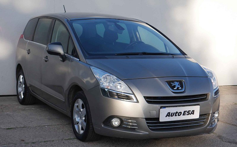 Peugeot 5008 1.6 i 