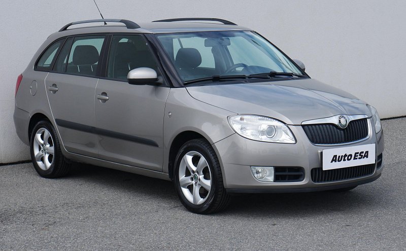 Škoda Fabia II 1.4 16V Ambiente