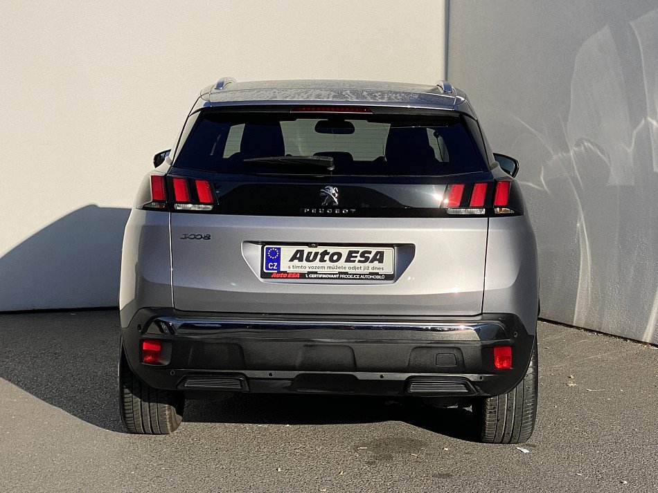 Peugeot 3008 1.2PT Allure