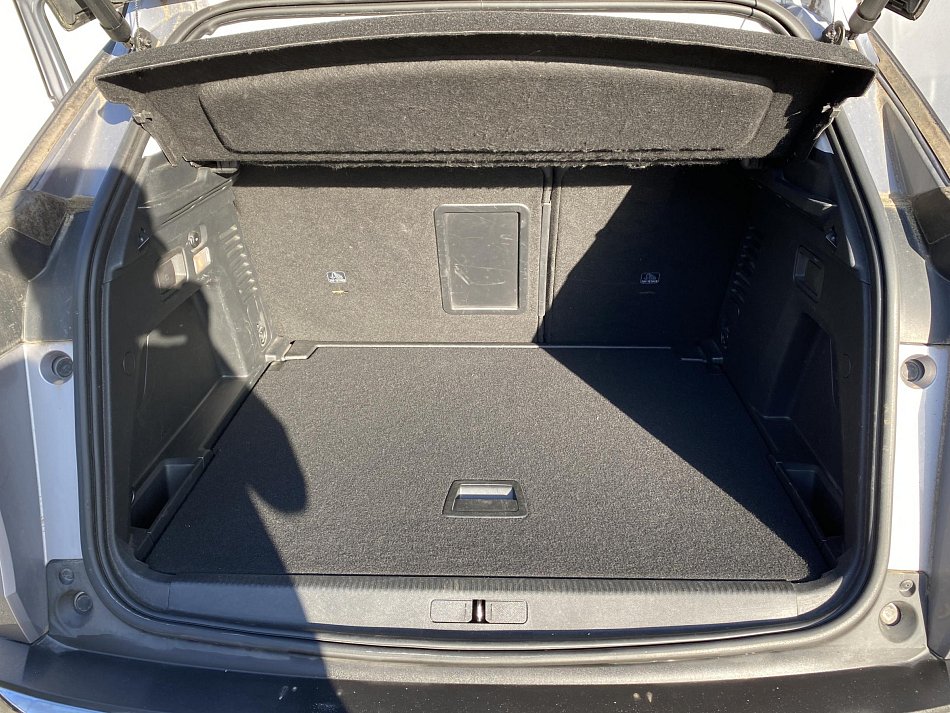 Peugeot 3008 1.2PT Allure