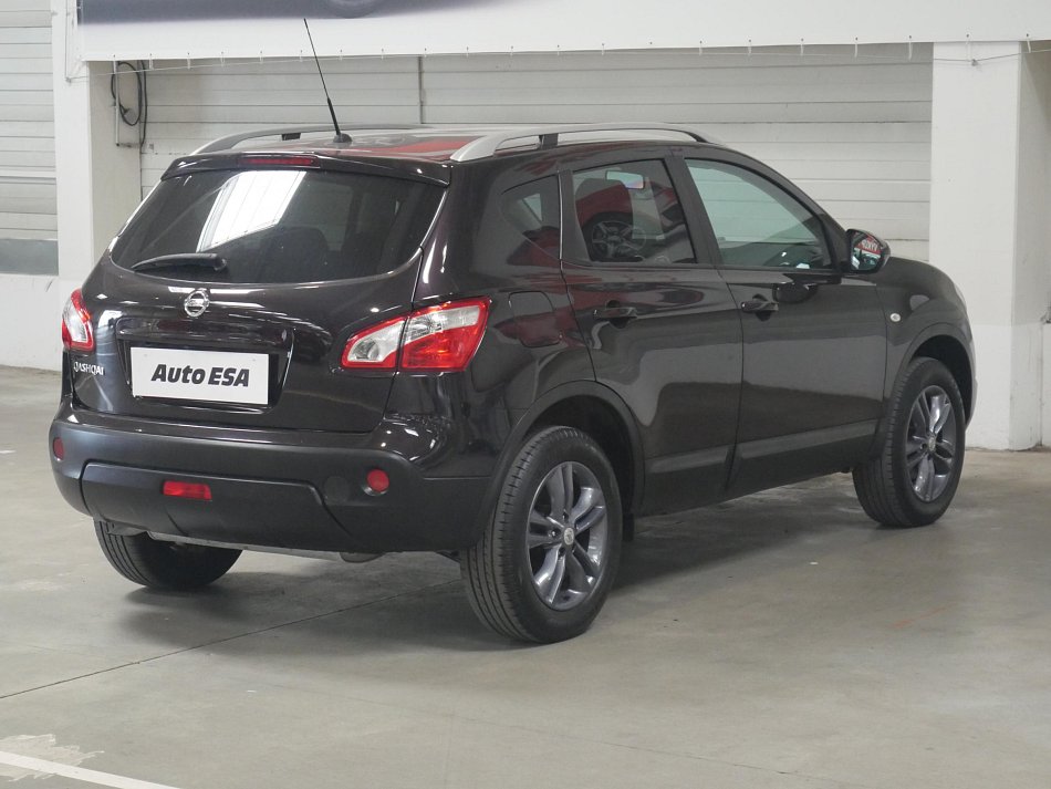 Nissan Qashqai 2.0i Acenta