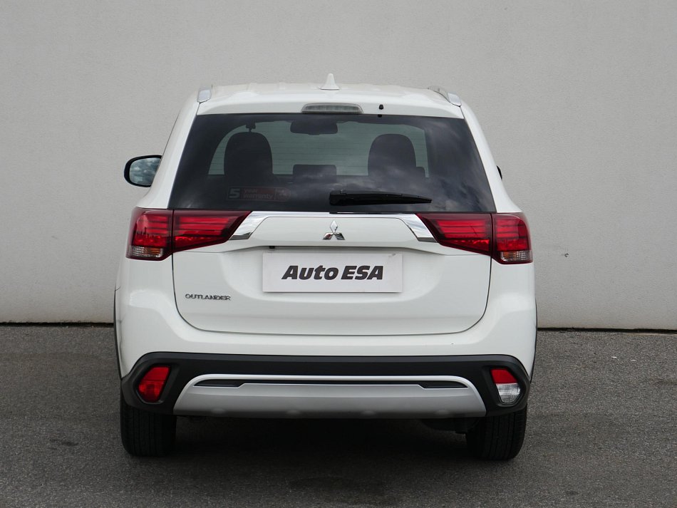 Mitsubishi Outlander 2.0MIVEC 