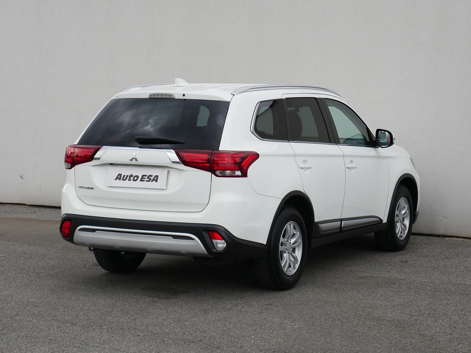 Mitsubishi Outlander 2.0MIVEC 