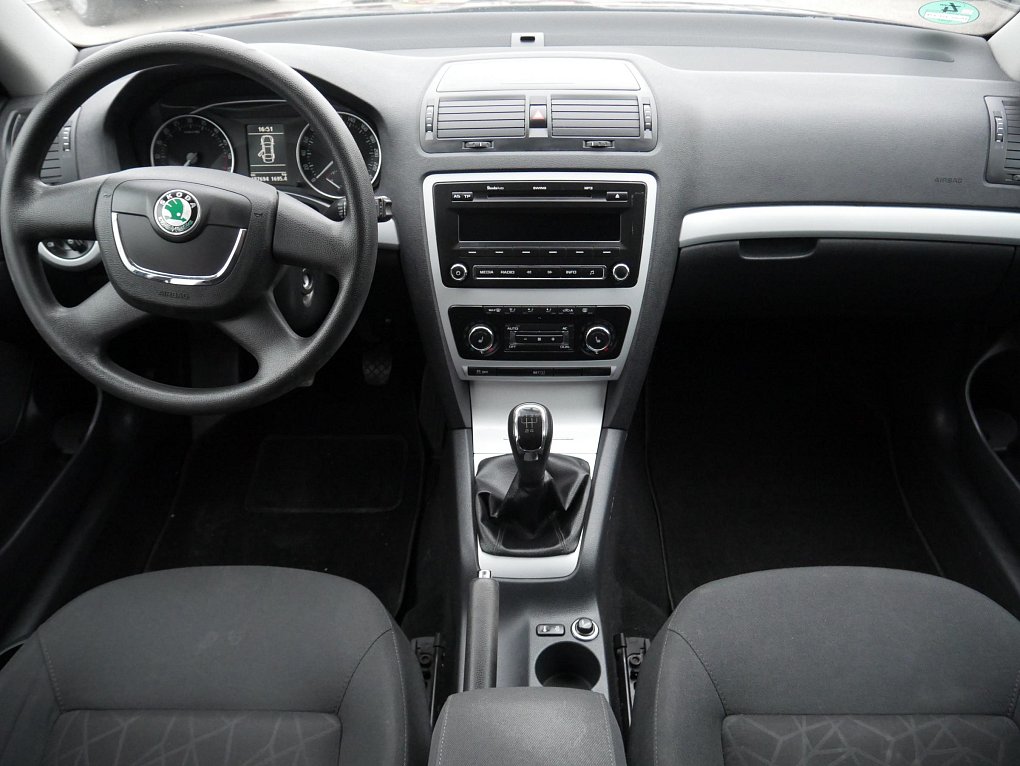 Škoda Octavia II 1.6 TDi Family
