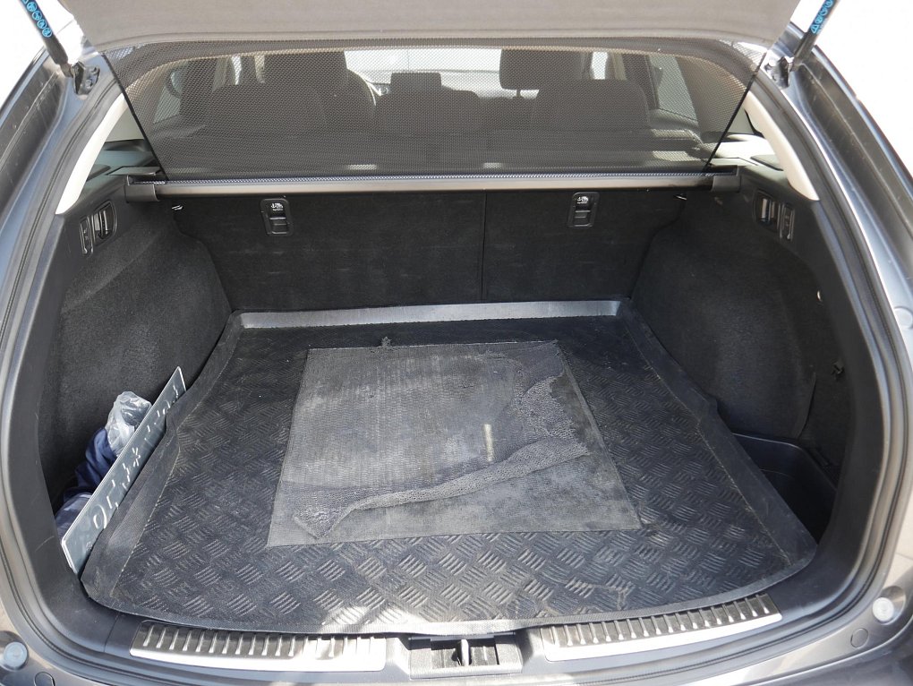Mazda 6 2.5i 