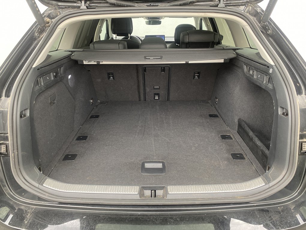Škoda Superb IV 2.0 TDi 