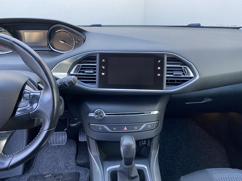 Peugeot 308 1.5HDI 