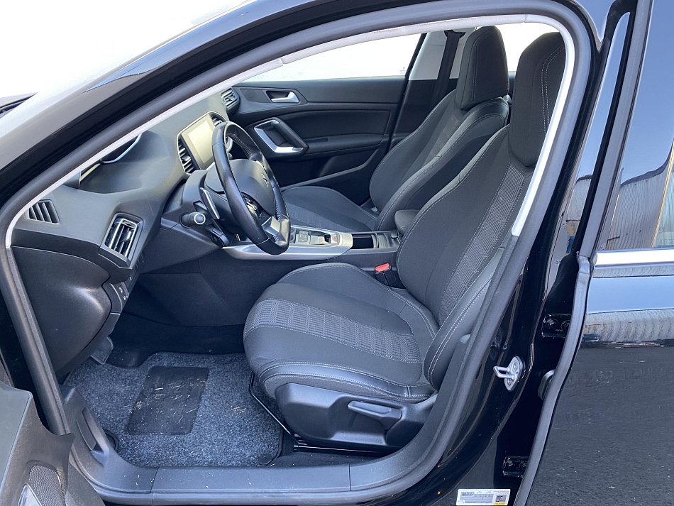 Peugeot 308 1.5HDI 