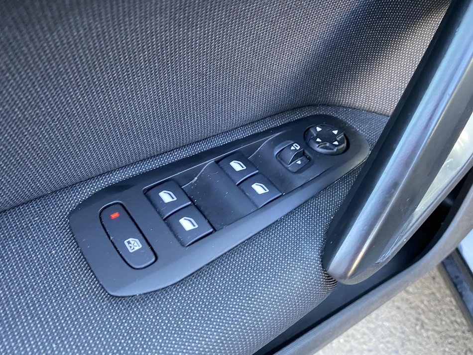 Peugeot 308 1.5HDI 