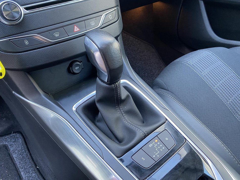 Peugeot 308 1.5HDI 
