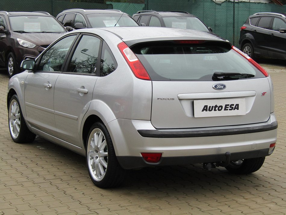Ford Focus 1.8 16V 