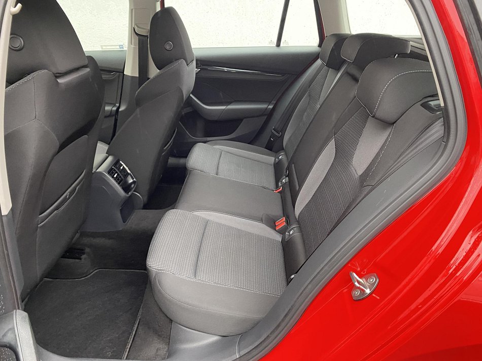 Škoda Octavia IV 1.5 TSi Ambition