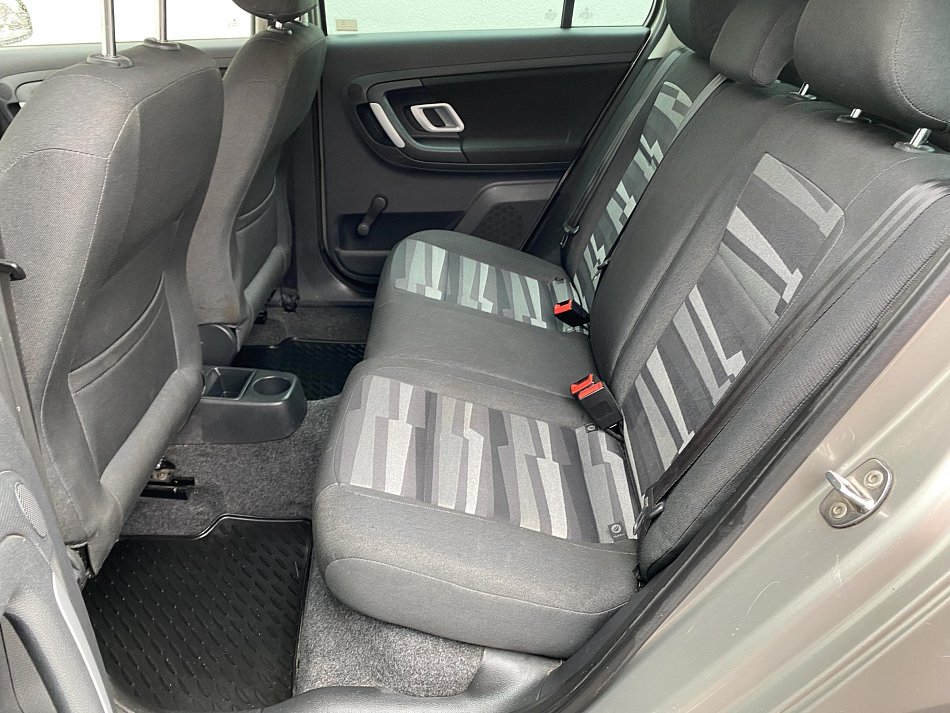 Škoda Fabia II 1.2 HTP Ambition