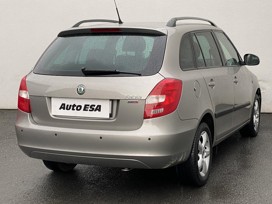 Škoda Fabia II 1.2 HTP Ambition