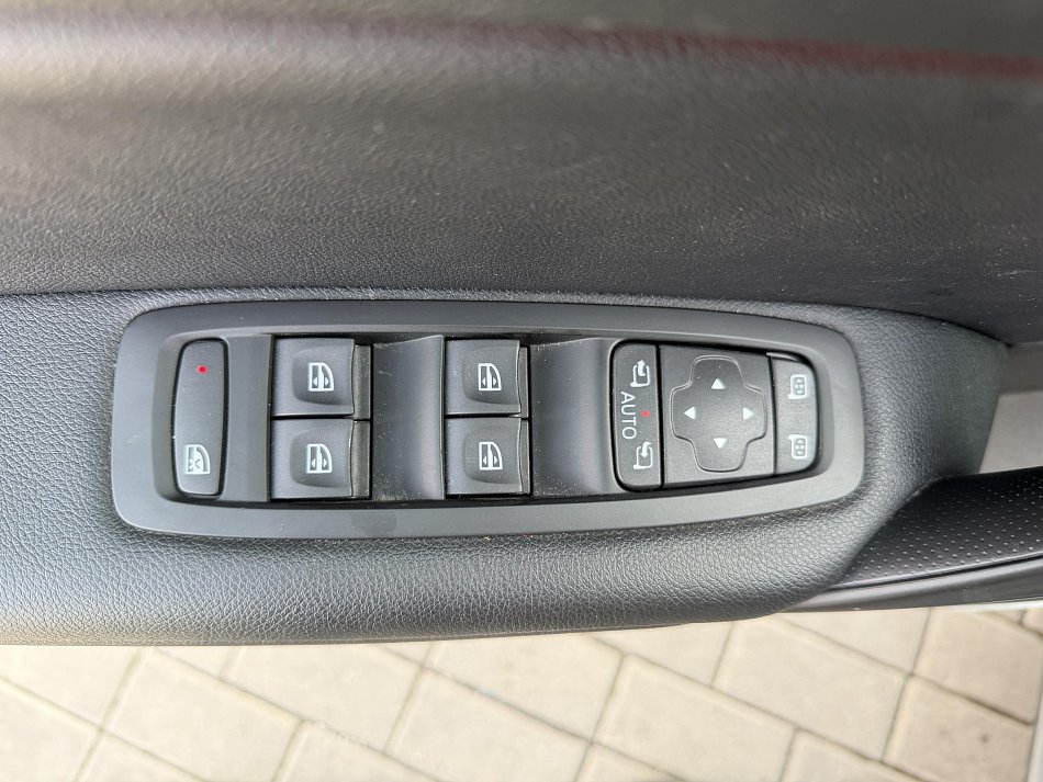 Renault Mégane 1.6 SCe 