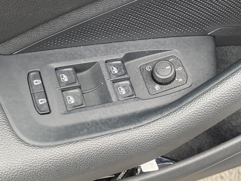 Škoda Superb IV 2.0 TDi 