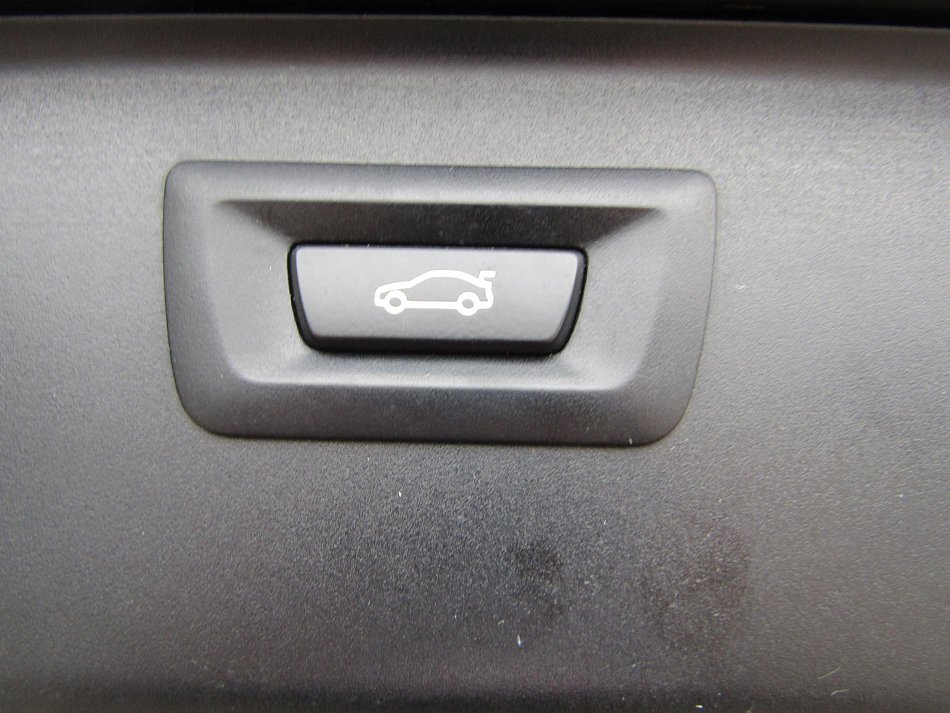 BMW Řada 5 2.0D  525d