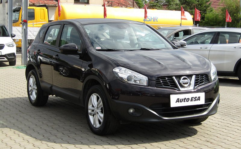 Nissan Qashqai 2.0i 