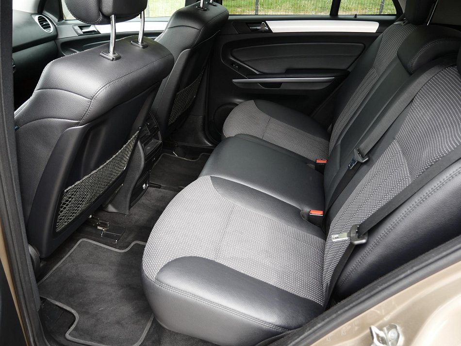 Mercedes-Benz Třída M 3.0 CDi  ML300