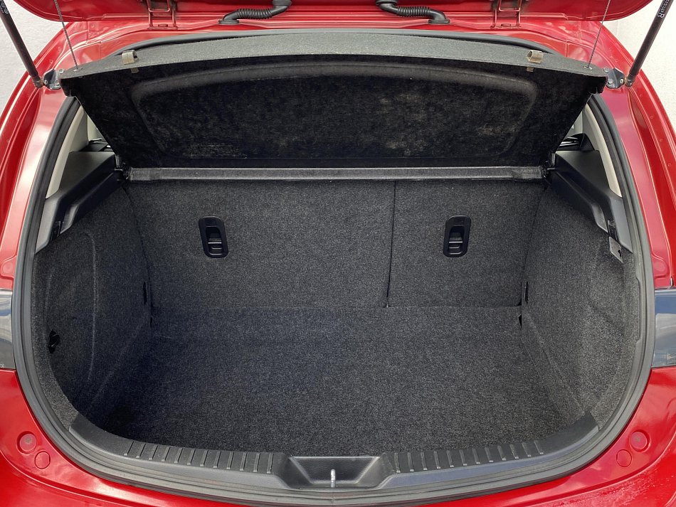 Mazda 3 1.6i 