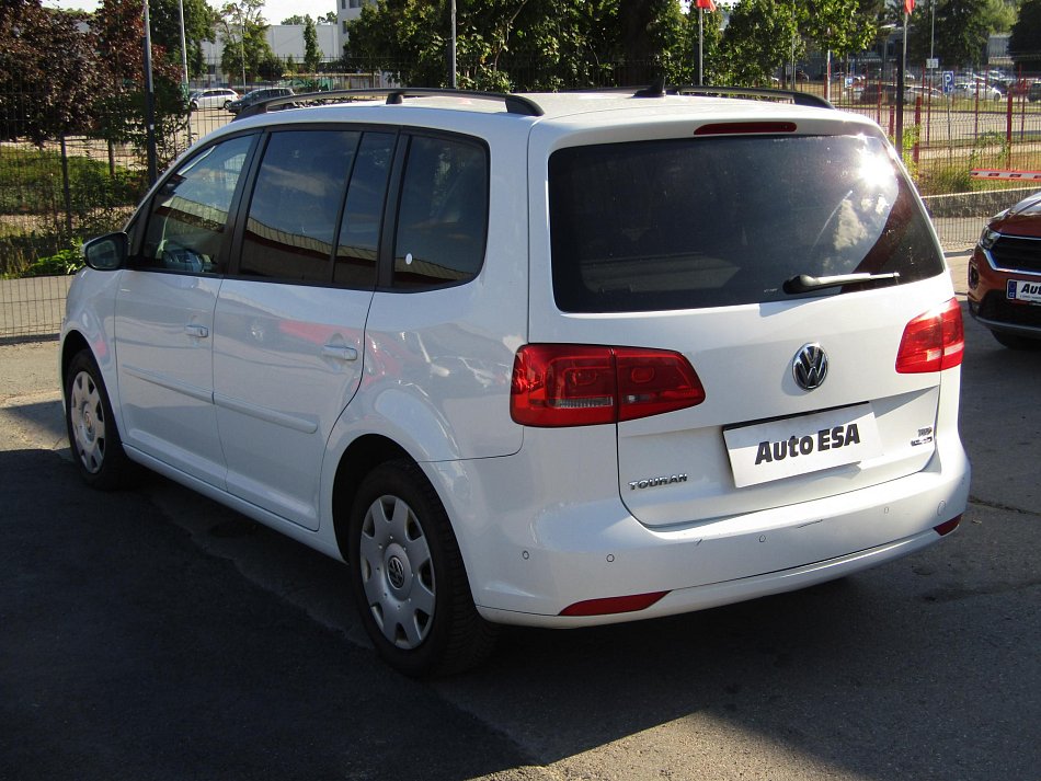 Volkswagen Touran 1.6 TDi 