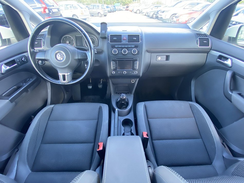 Volkswagen Touran 1.6 TDi 