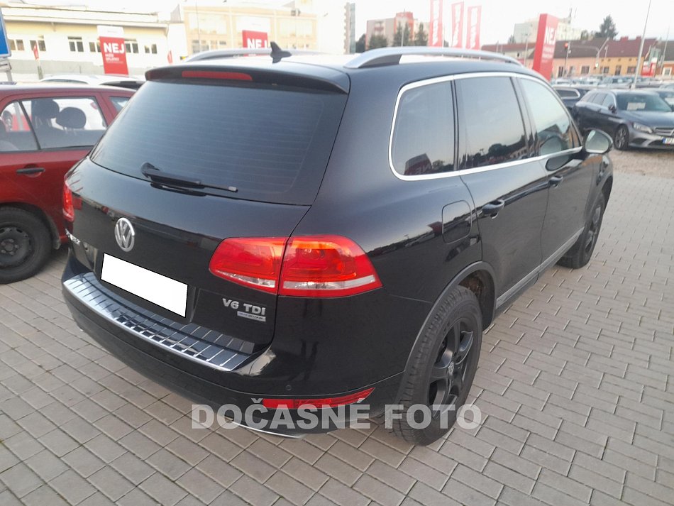 Volkswagen Touareg 3.0TDi 