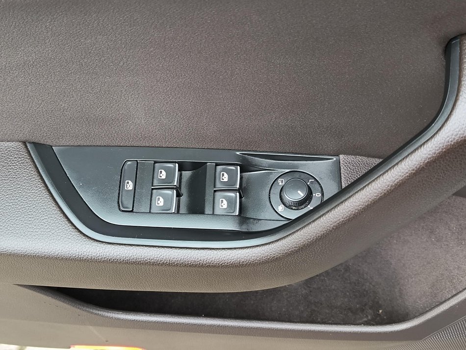 Škoda Superb III 2.0 TDi 